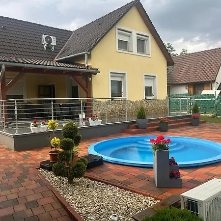 Hegyalja Apartmanhaz